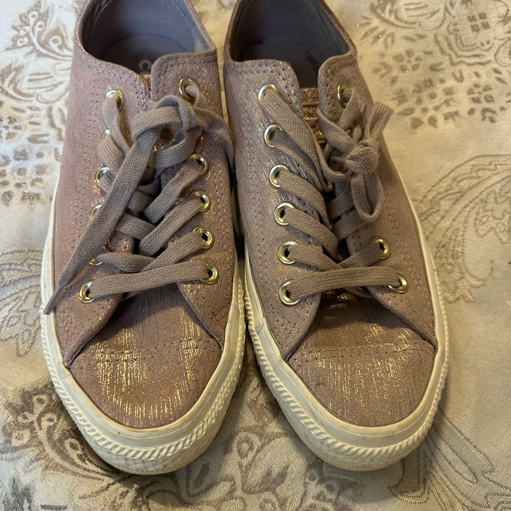 Converse Women's rose gold pink low-top Sneakers size 7 - Picture 11 of 12